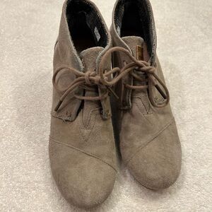 Toms Tan Suede Ankle Boots